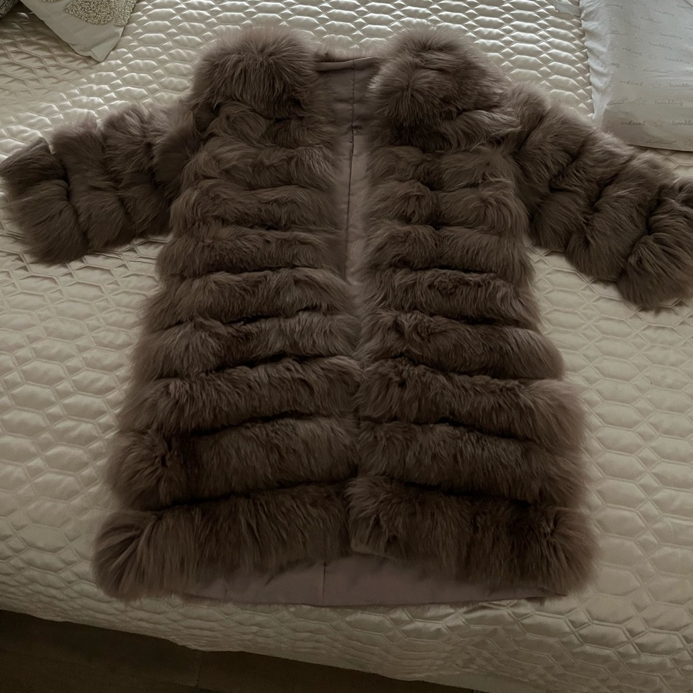 100% fox fur coat/vest